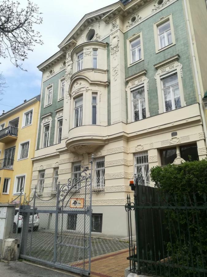 Appartement Ferienwohnung Hietzing *